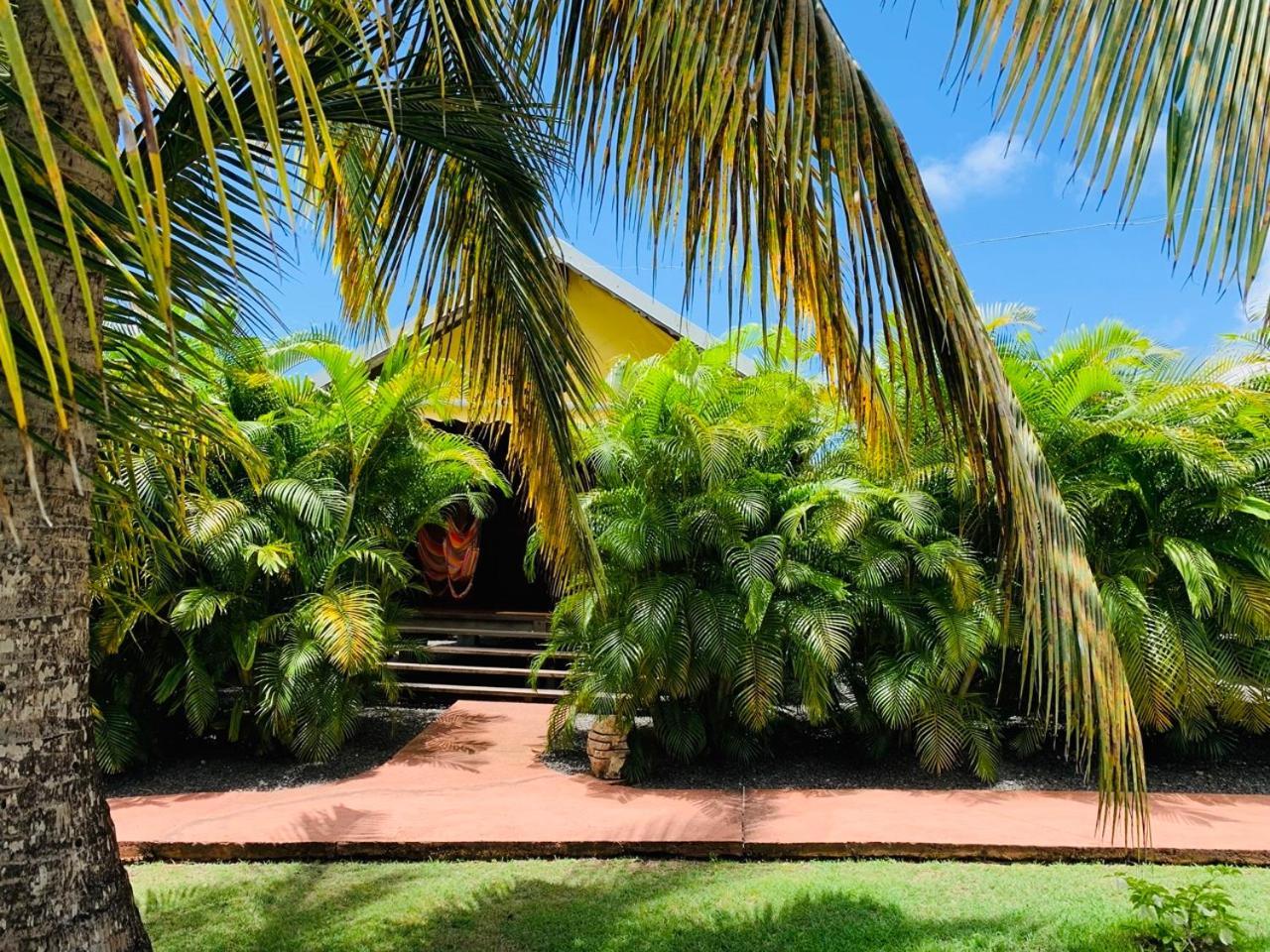 Domaine Saint-Francois Hotel Buitenkant foto